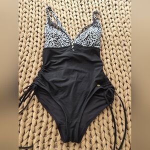 Black One-Piece Swimsuit with Leopard Print Bust